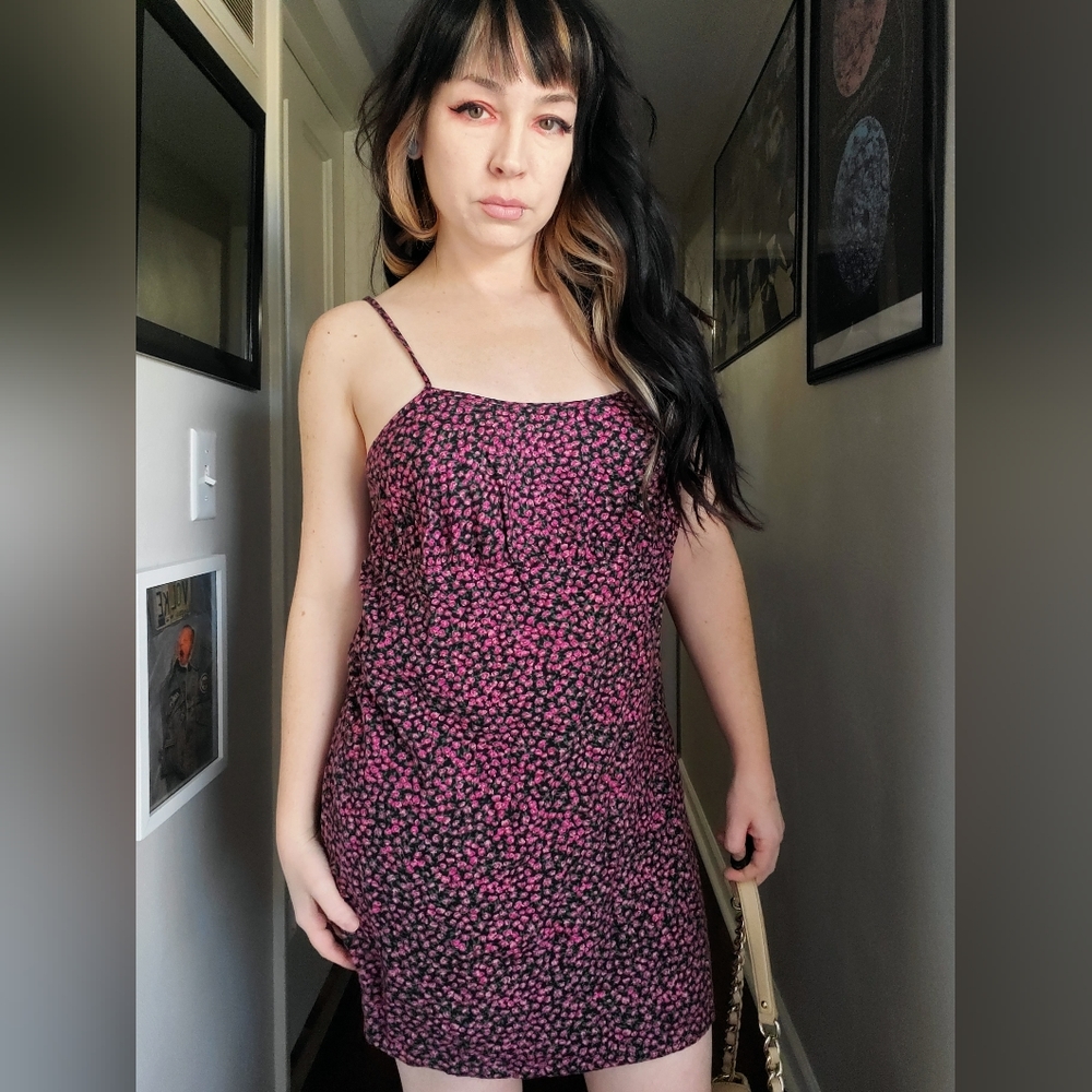 Gorgeous Pink And Black Spaghetti Strap Dress